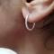 گوشواره نقره حلقه ای طرح عاج سایز مدیوم زنانه نقره ای