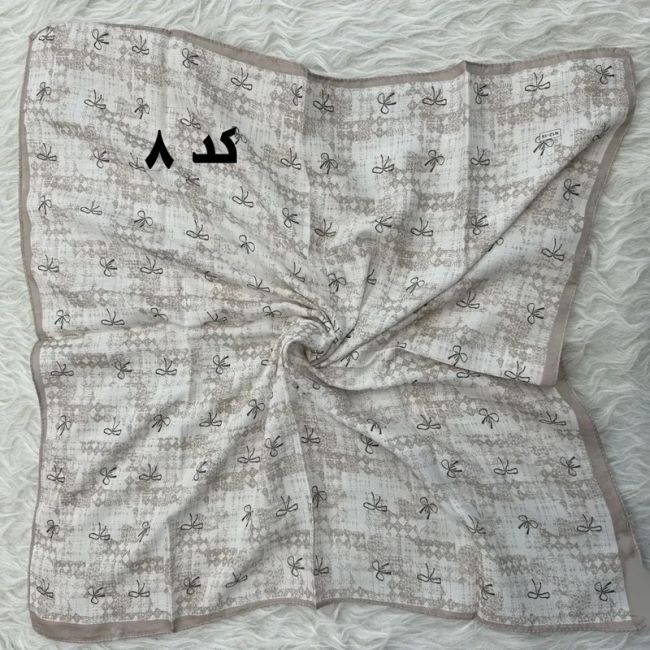 مینی اسکارف نخی نسکافه ای طرح دار قواره 65 در 65 سانتی متر