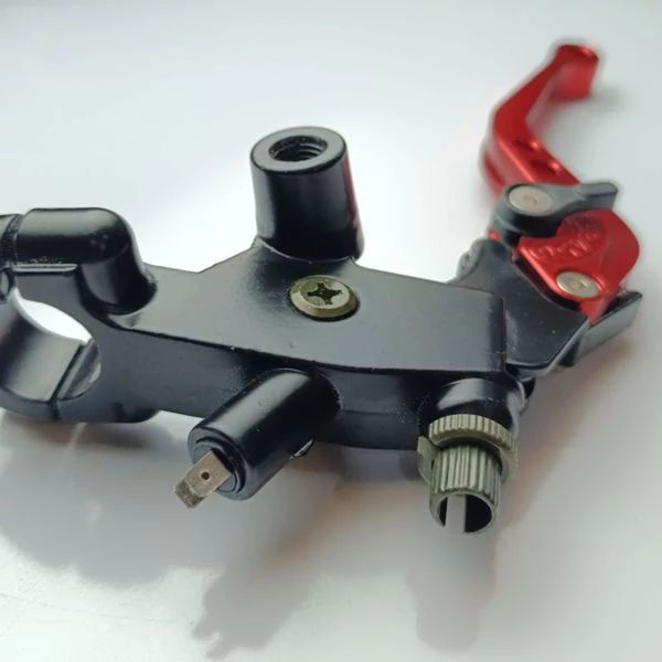 کتی کلاچ و ترمز موتور سیکلت وارون مدل پمپ دار کد B-8-RD بسته 2 عددی