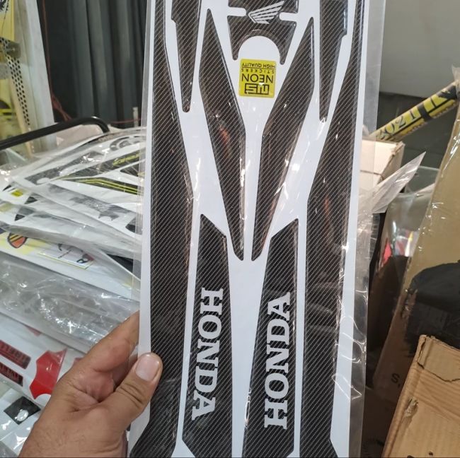 برچسب طرح کربن موتورسیکلت هوندا (Honda)