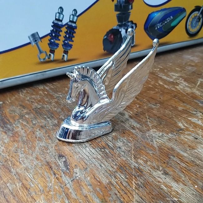 اسب تک شاخ تزئینی 