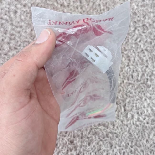 سوکت شارژر موتور سیکلت هندا 4 سیم 