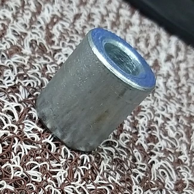 بوش کنار درب لنت عقب موتور سیکلت هندا 