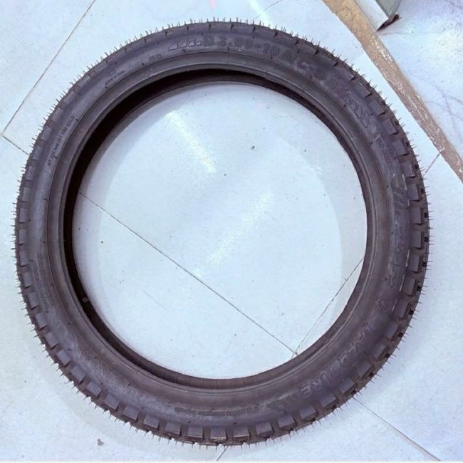 لاستیک عقب یزد تایر 18-300