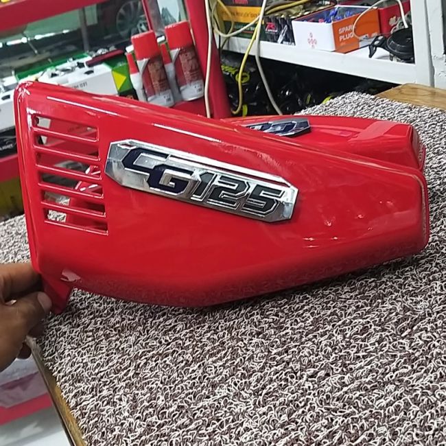 قاب بغل موتور سیکلت هندا قرمز گوجه ای 