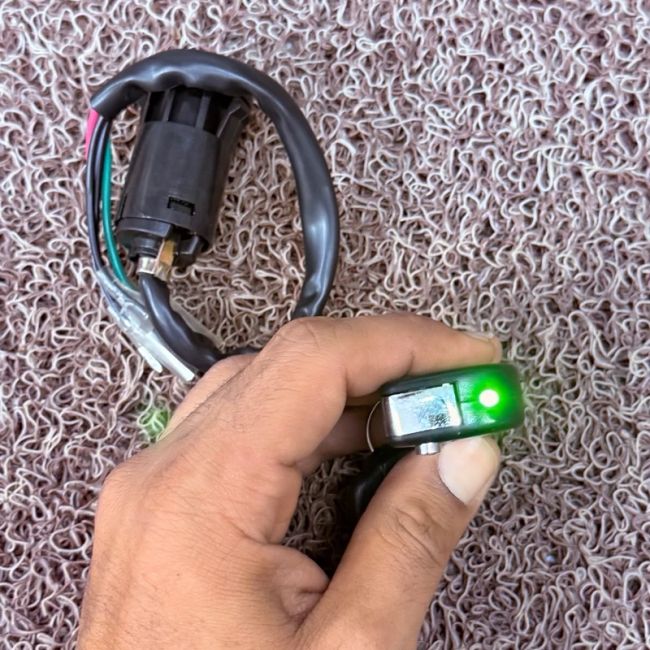 سوییچ موتور سیکلت هندا پژویی 