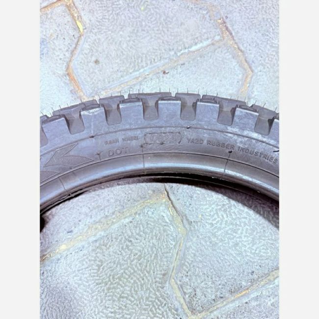لاستیک عقب یزد تایر 18-300