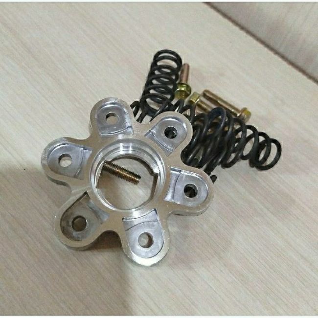 آلومینیوم روی چهارشاخ کلاچ 6 پیچ با فنر وپیچ