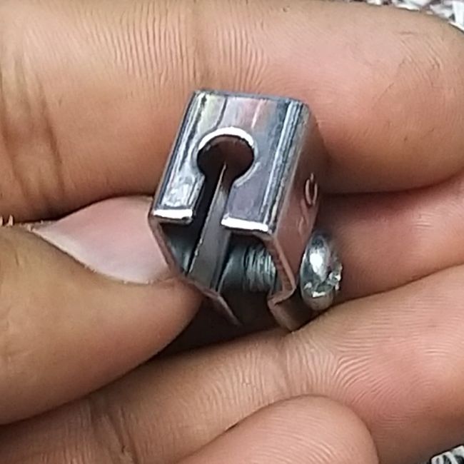 بست سر اهرم کلاچ موتور سیکلت هندا 