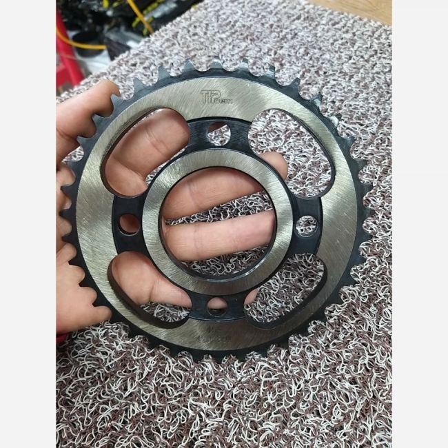 دنده زنجیر عقب موتور سیکلت هندا 38 تایی تی پو ام